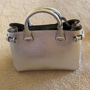 Burberry Medium Banner bag.